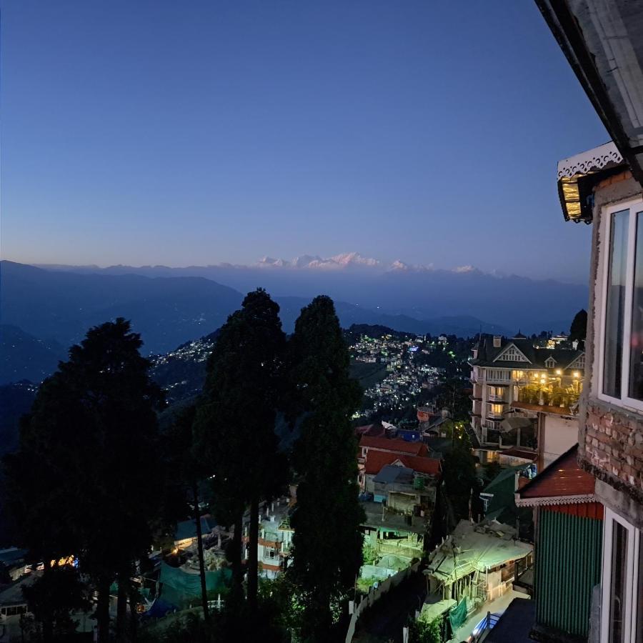 Darjeeling Heights - A Boutique Mountain View Homestay Экстерьер фото