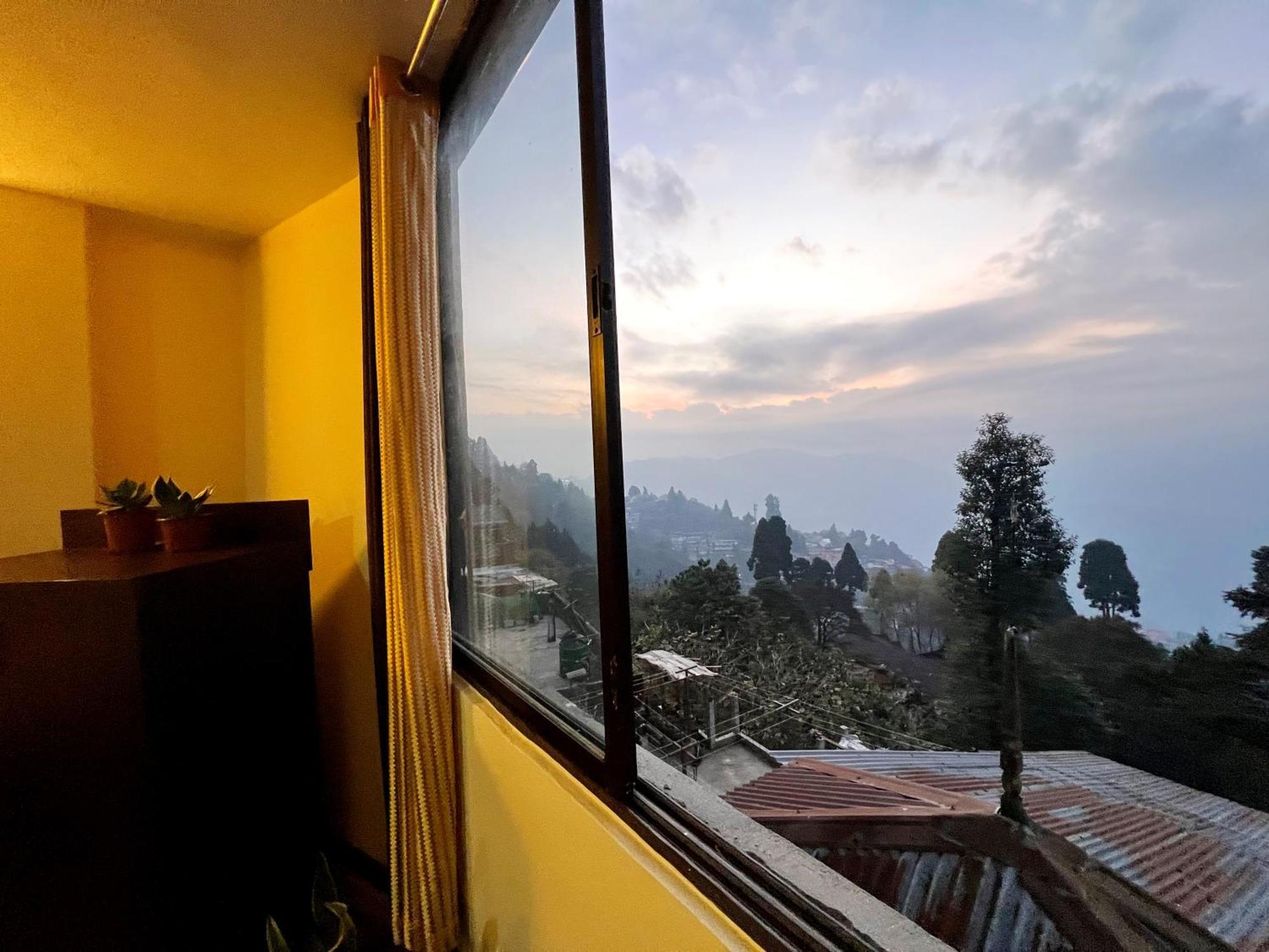 Darjeeling Heights - A Boutique Mountain View Homestay Номер фото